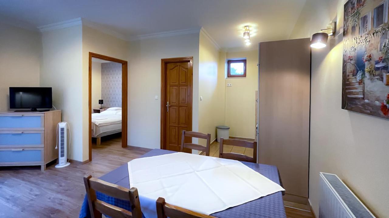 Ozkut Apartmanhaz Olmod Экстерьер фото